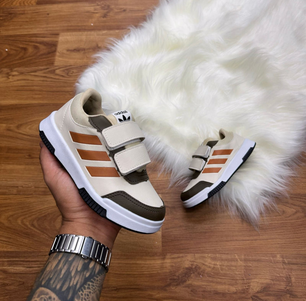 Tênis Add Velcro Confort