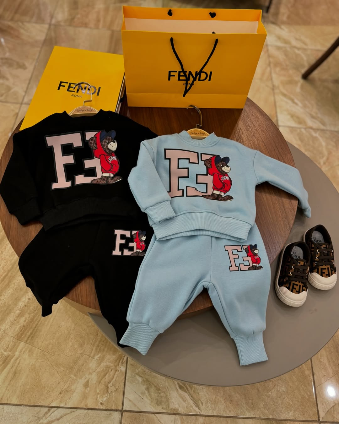 Conjunto Fendi