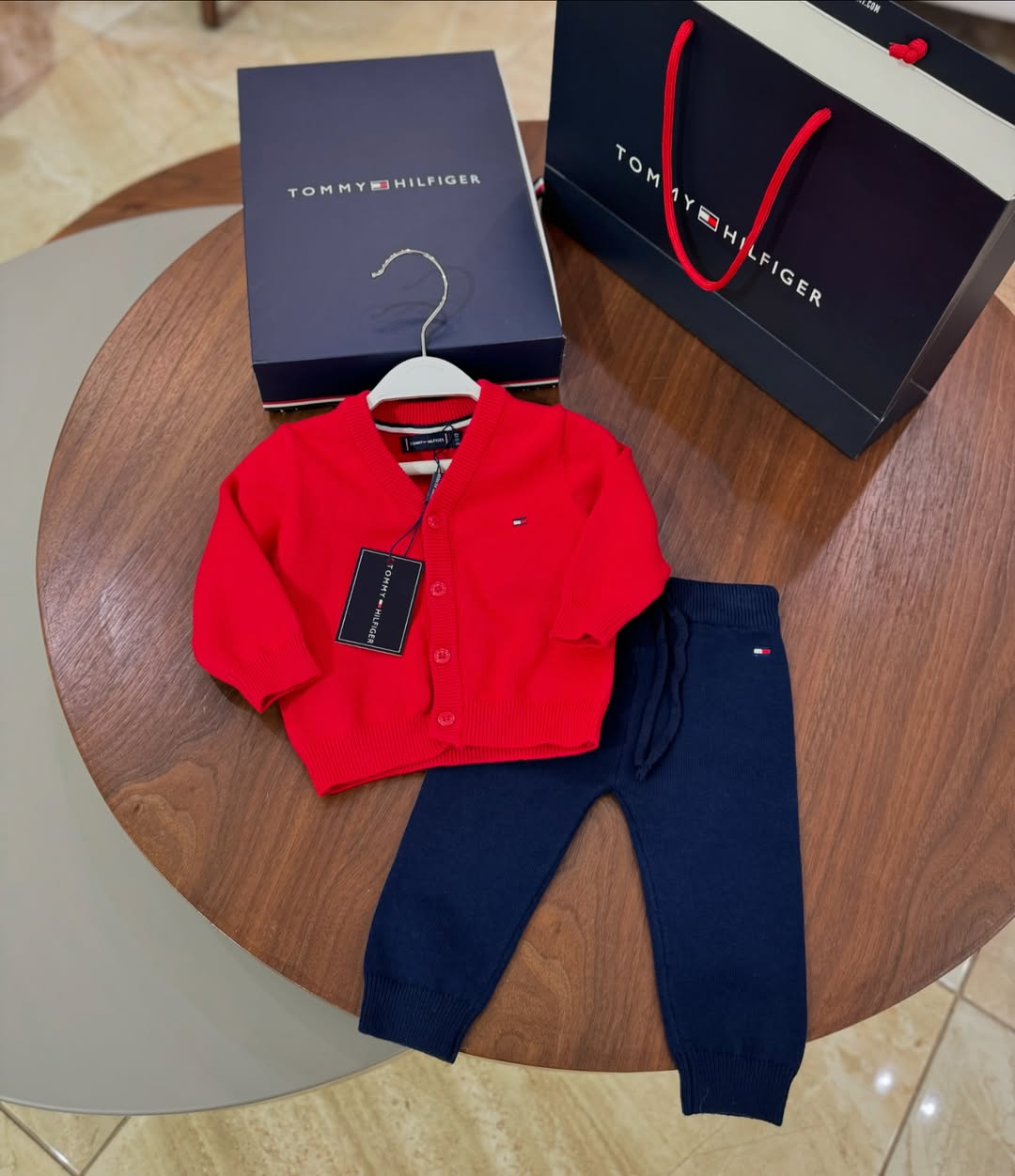 Conjunto Tommy Hilfiger