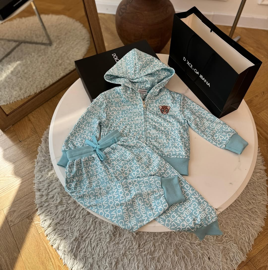 Conjunto Dolce Gabbana